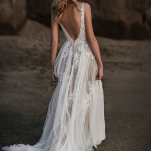 Allure Bridals E254 - Julia - Picture 3 of 4